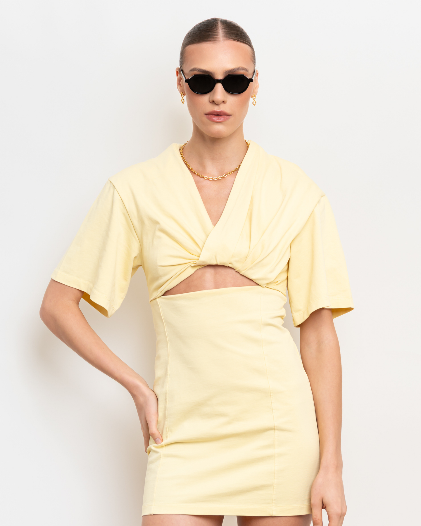 Best Sunglasses for Women – Drew Black, Available Online in USA, UK, Canada & UAE